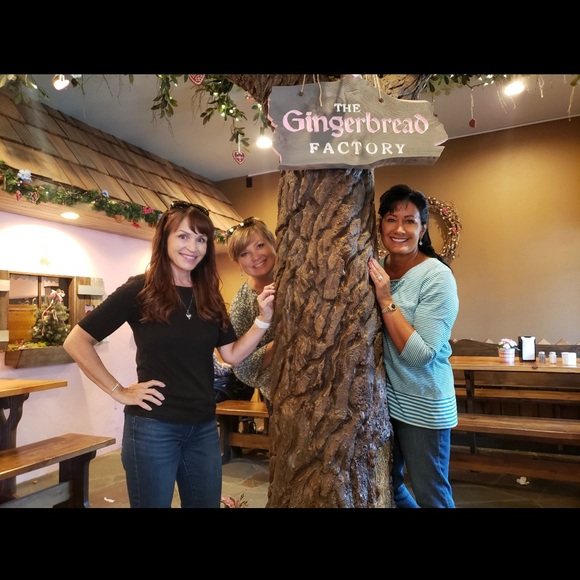 Meet your Posher, Amber - Picture 7 of 8